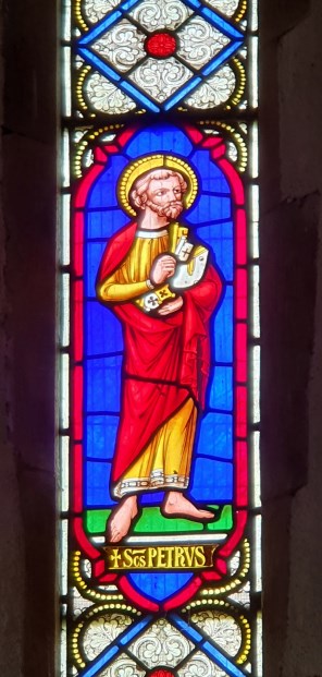 사도 성 베드로_by William Wailes_photo by Mutney_in the Church of St Mary the Virgin in St Blazey Gate_England UK.jpg